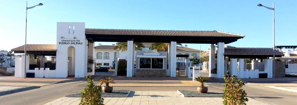 Apartamento Pueblo Salinas Вера Екстериор снимка